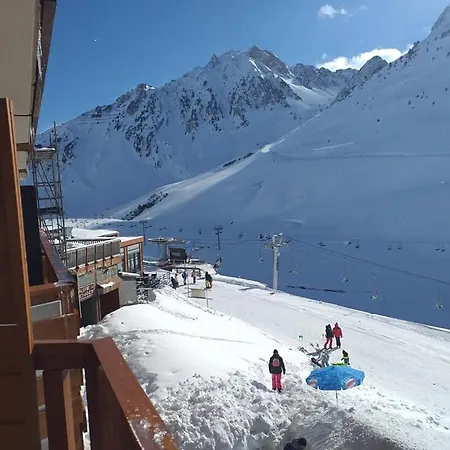 En Pleine Montagne Avec Vue Sur Marmottes Apartmán *